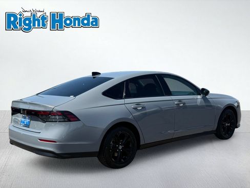 Used 2025 Honda Accord SE image 8