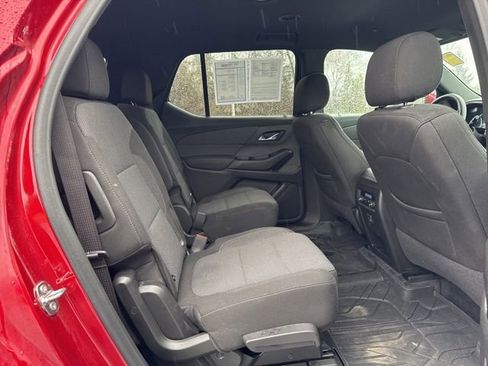 Used 2023 Chevrolet Traverse LT w/ LPO, Floor Liner Package image 27