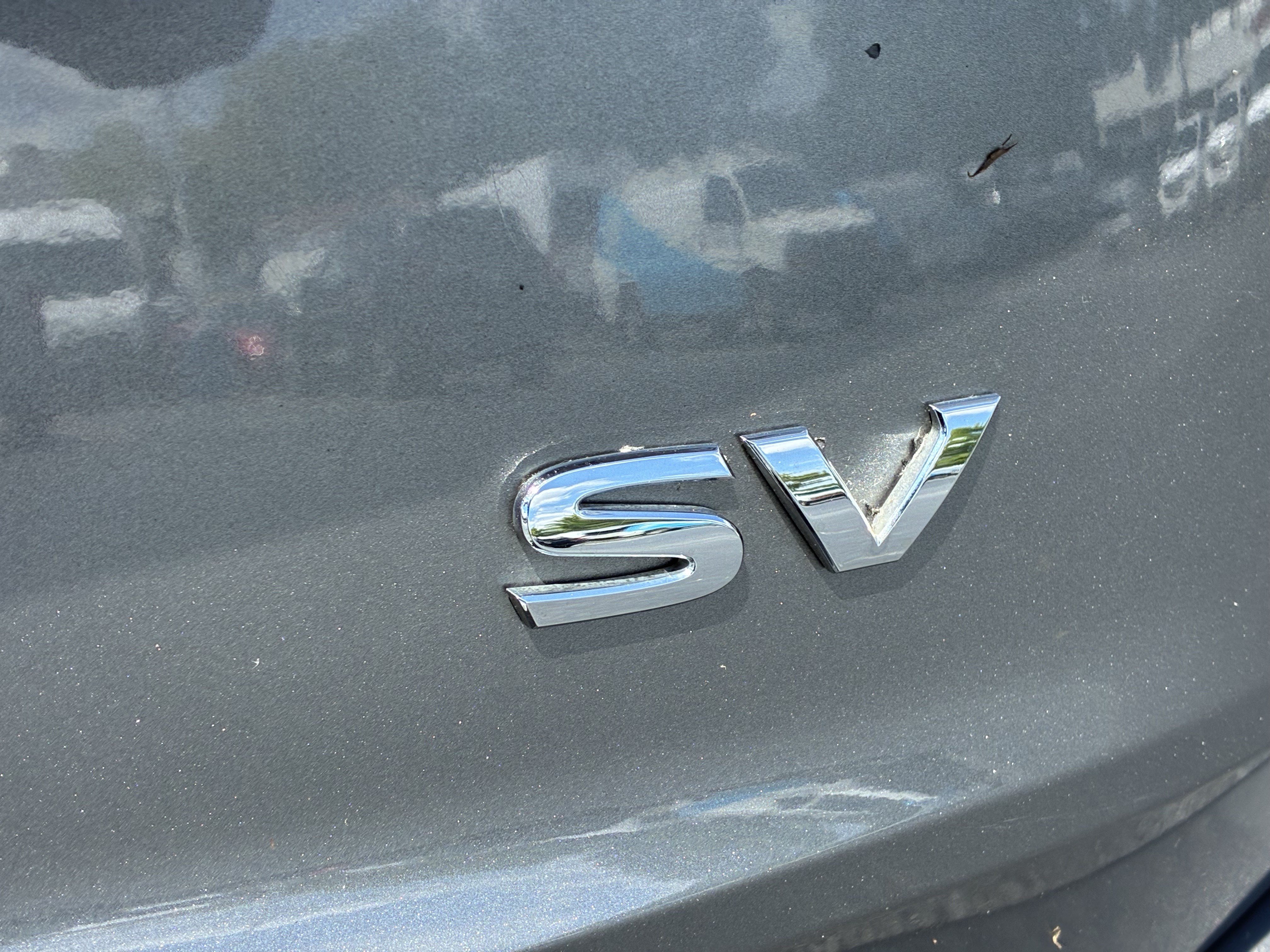 Used 2022 Nissan Rogue SV FWD image 10