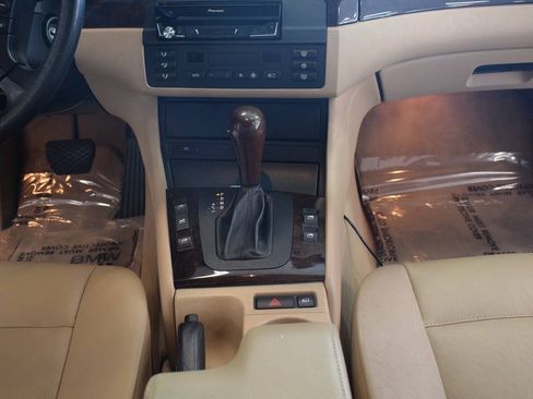 Used 2000 BMW 323i Sedan RWD image 31
