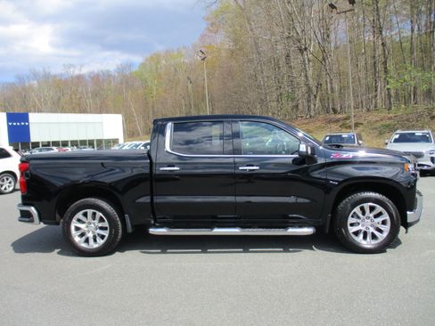 Used 2022 Chevrolet Silverado 1500 LTZ w/ LPO, Dark Essentials Package AWD/4WD image 4