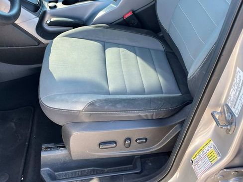 Used 2015 Ford Escape SE w/ Equipment Group 201A image 27