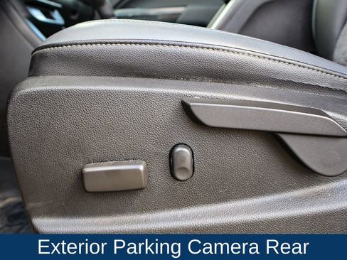 Used 2018 Chevrolet Colorado Z71 image 11