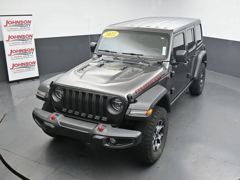 Used 2022 Jeep Wrangler Unlimited Rubicon w/ LED Lighting Group AWD/4WD image 27