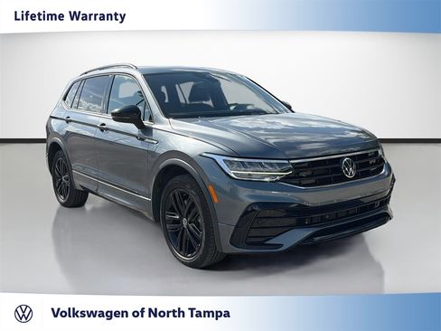 Used 2022 Volkswagen Tiguan SE R-Line FWD image 1