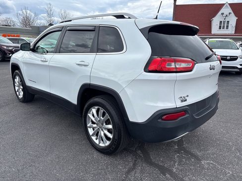 Used 2016 Jeep Cherokee Limited image 5
