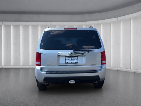 Used 2010 Honda Pilot EX-L image 4