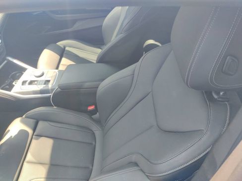 Used 2025 BMW 230i Coupe w/ M Sport Package RWD image 9