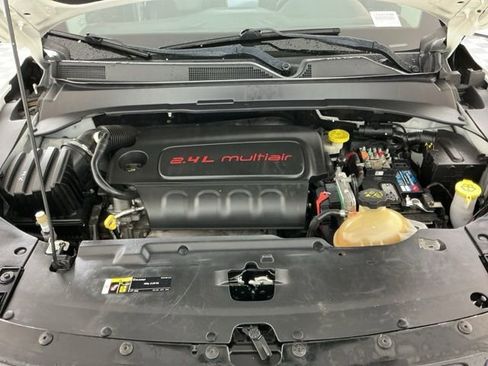 Used 2018 Jeep Compass Trailhawk AWD/4WD image 32