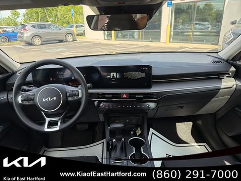 New 2026 Kia K5 LXS FWD image 22