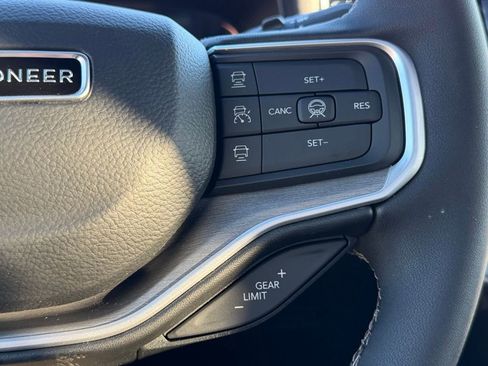 New 2026 Jeep Grand Wagoneer image 18