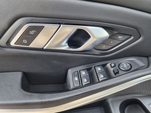 Used 2023 BMW 330i Sedan image 23