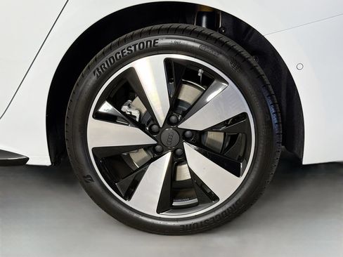 New 2026 Audi A5 2.0T Premium Plus AWD/4WD image 32