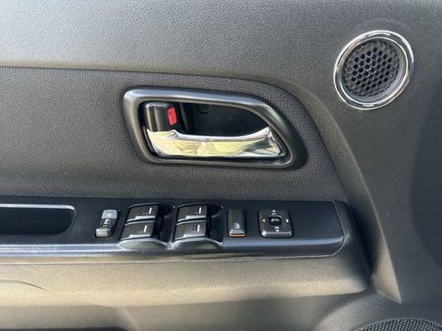 Used 2012 Chevrolet Colorado LT RWD image 20