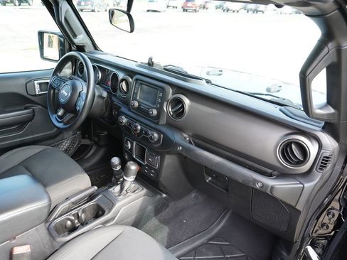 Used 2021 Jeep Gladiator Sport AWD/4WD image 8