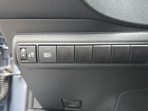 Used 2025 Toyota Corolla LE FWD image 23