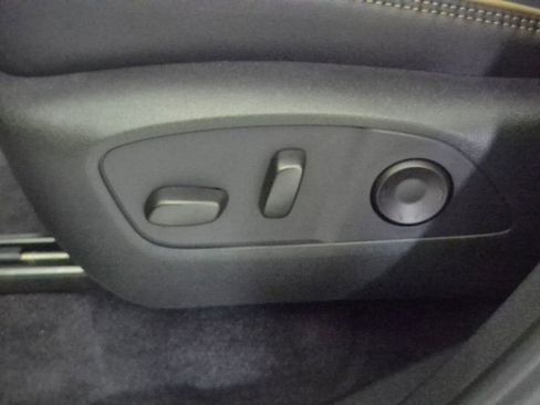 New 2026 Chevrolet Traverse High Country w/ LPO, Floor Liner Package FWD image 15