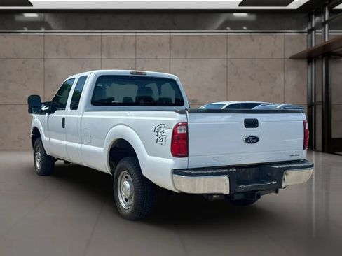 Used 2013 Ford F250 XL w/ PWR Equipment Group AWD/4WD image 3