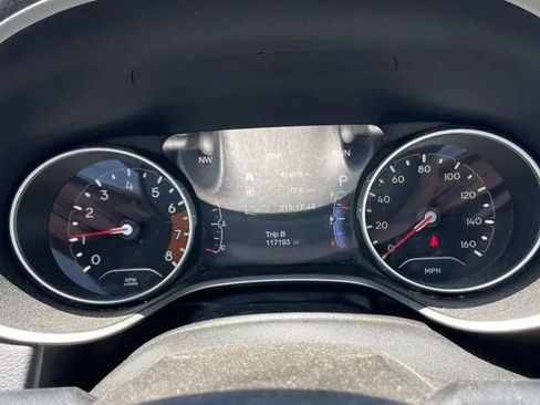 Used 2018 Jeep Compass Limited w/ Safe & Security Group AWD/4WD image 5