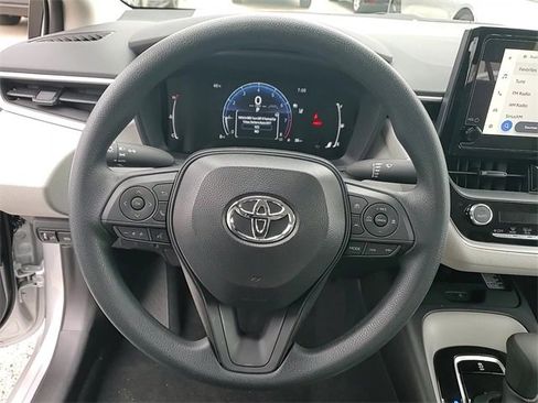 Used 2026 Toyota Corolla LE image 13