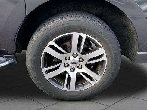 Used 2022 Ford Expedition Max Limited RWD image 10