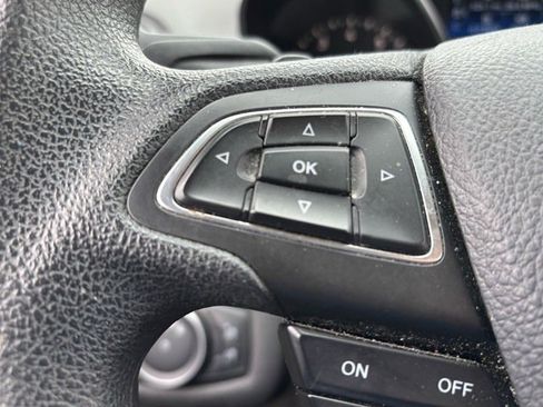 Used 2017 Ford Escape SE image 28