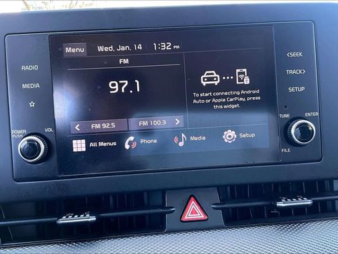 Used 2024 Kia Sportage LX image 30