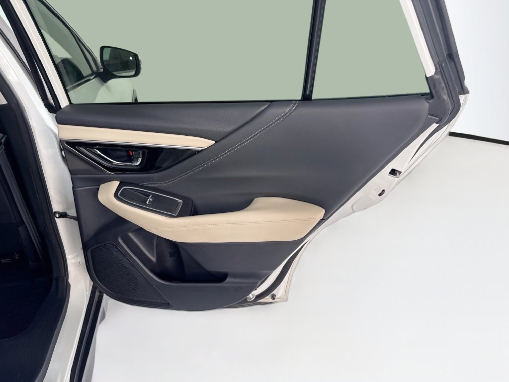 Used 2020 Subaru Outback Limited AWD/4WD image 27