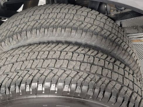 Used 2025 Ford F350 XLT AWD/4WD image 9