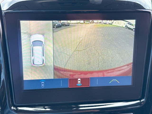 Used 2018 Chevrolet Traverse Premier w/ Driver Confidence II Package FWD image 17