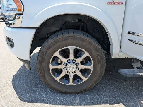 Used 2022 RAM 3500 Limited w/ Safety Group AWD/4WD image 34