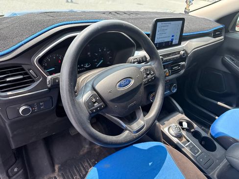 Used 2020 Ford Escape SE FWD image 4