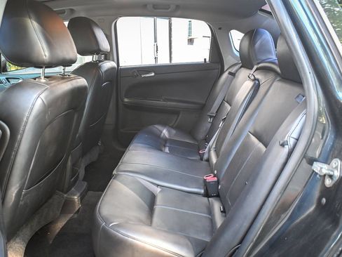 Used 2016 Chevrolet Impala LTZ FWD image 12