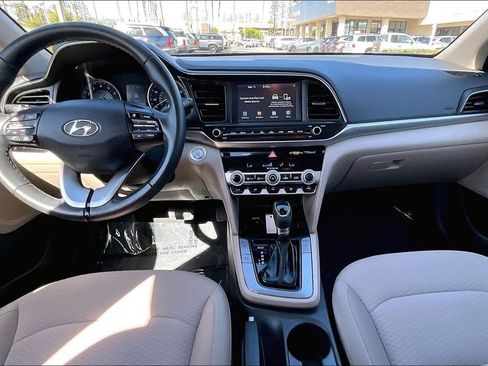 Used 2020 Hyundai Elantra Value Edition w/ Cargo Package (C1) FWD image 12