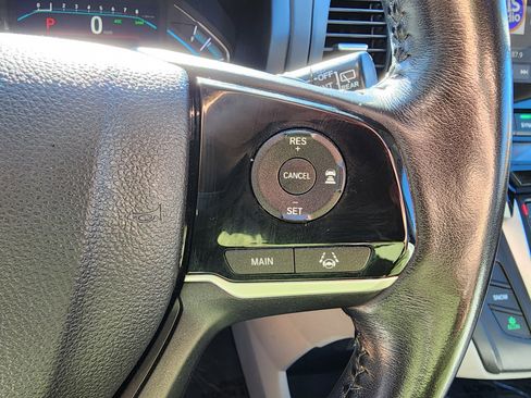 Used 2018 Honda Odyssey EX-L image 21