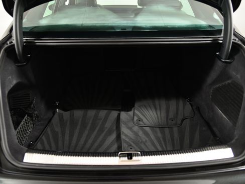 Certified 2022 Audi A8 L 3.0T image 21