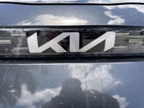 Used 2024 Kia Soul LX w/ Option Group 015 FWD image 10