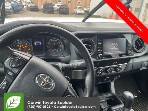 Used 2022 Toyota Tacoma SR AWD/4WD image 11