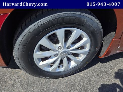 Used 2018 Chrysler Pacifica Touring-L Plus w/ Advanced Safetytec Group FWD image 50