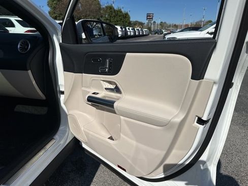 New 2026 Mercedes-Benz GLA 250 4MATIC image 37