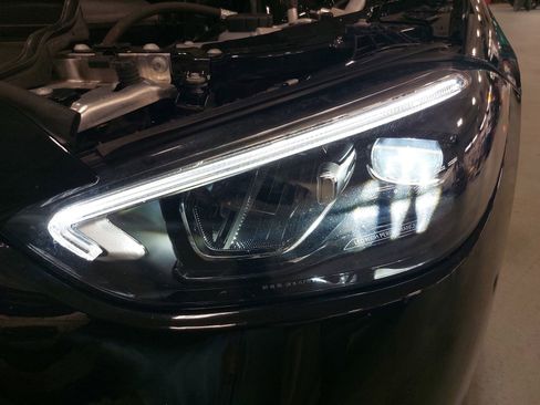 Used 2023 Mercedes-Benz C 300 4MATIC Sedan image 34