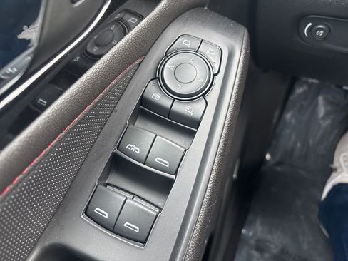 Used 2023 Chevrolet Traverse RS w/ LPO, Floor Liner Package image 18