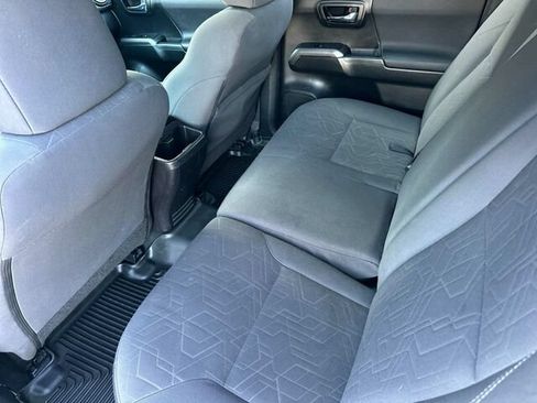 Used 2016 Toyota Tacoma TRD Off-Road w/ Towing Package RWD image 14