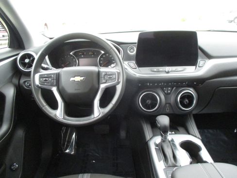 Used 2024 Chevrolet Blazer LT w/ Convenience Package image 14