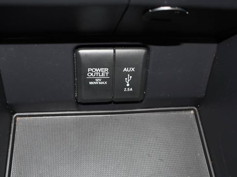 Used 2017 Honda Pilot Elite image 23