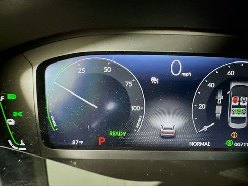 Used 2025 Honda Civic Sport image 19