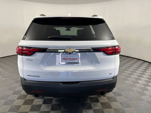 Certified 2023 Chevrolet Traverse LT FWD image 13