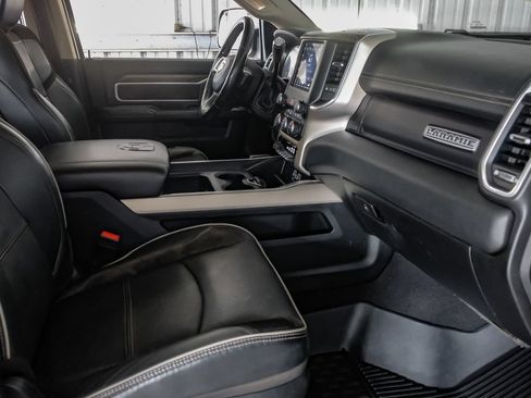 Used 2021 RAM 3500 Laramie AWD/4WD image 12