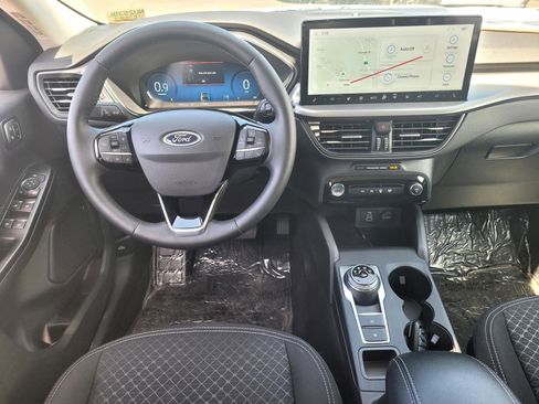 Used 2024 Ford Escape Active w/ Tech Pack #2 AWD/4WD image 16