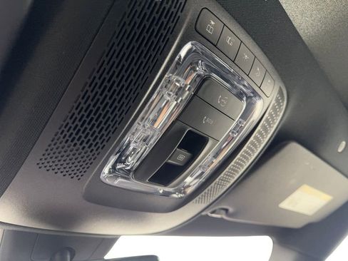 Used 2023 Mercedes-Benz CLA 250 4MATIC w/ Premium Package image 72